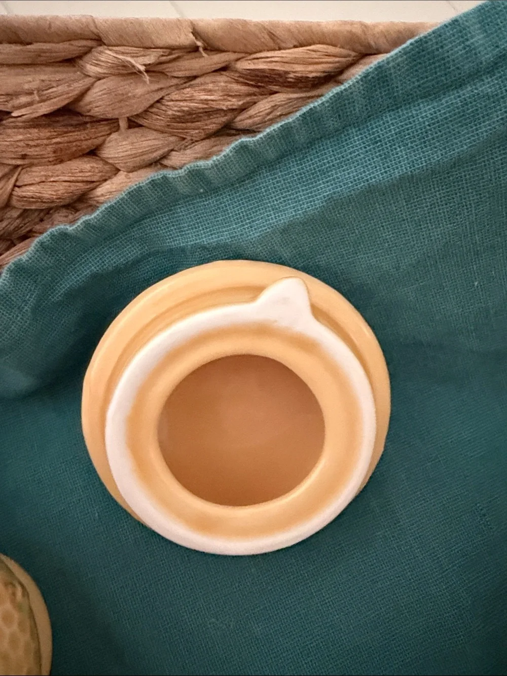 Williams Sonoma Honeycomb Bee Ceramic Tea Set in Yellow with Sur La Table honey